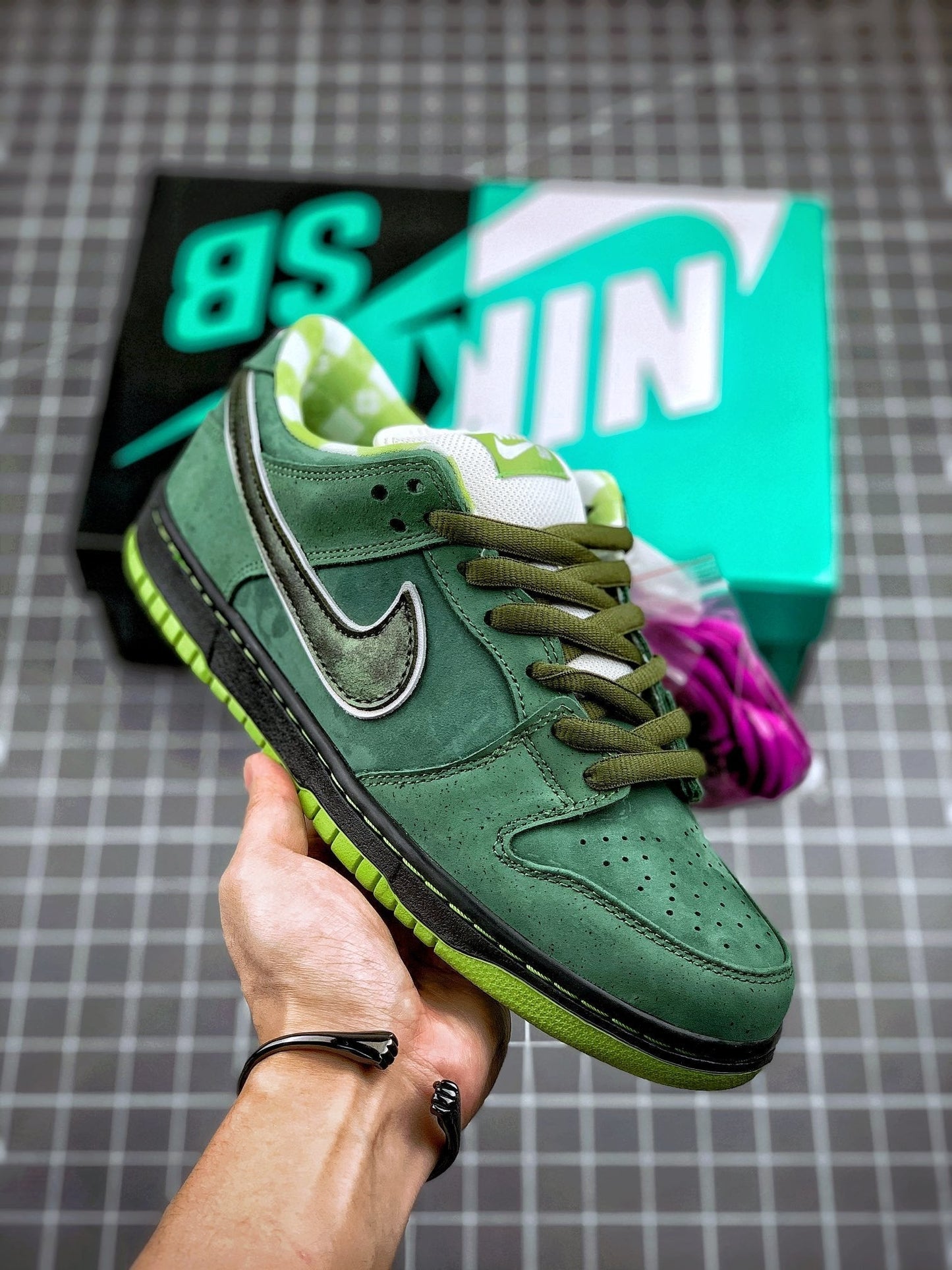 SB Dunk Low Concepts Green Lobster