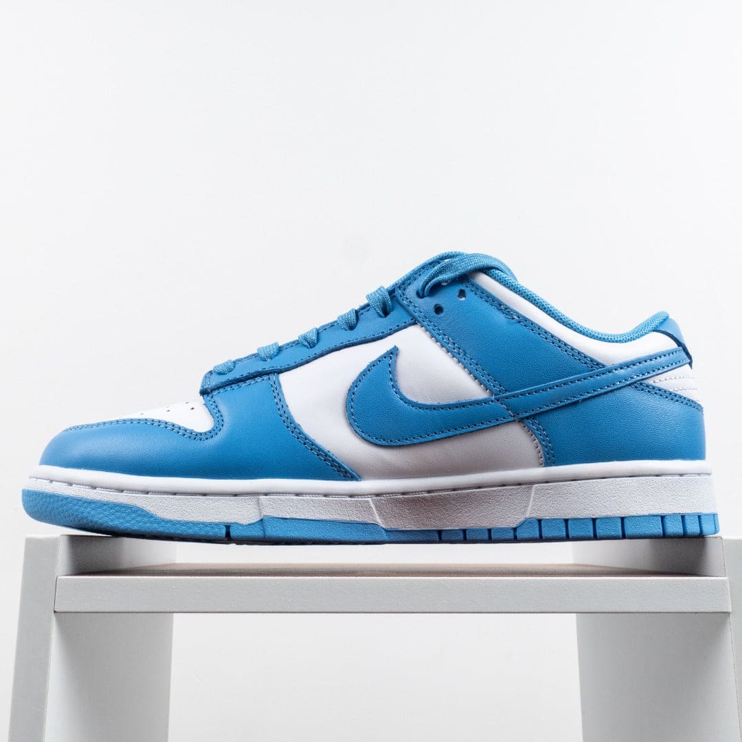 Dunk Low UNC